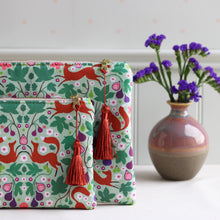 Load image into Gallery viewer, Foxes and Figs Cosmetic Bag